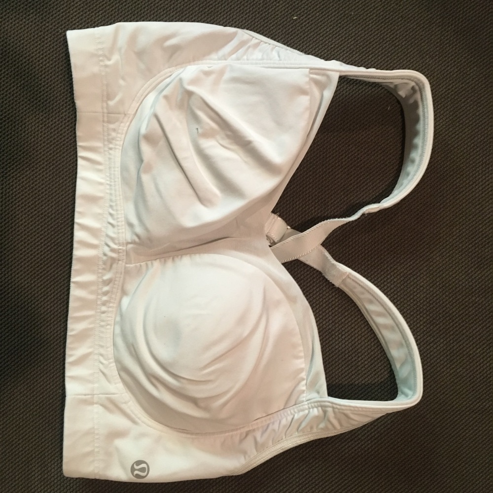 Lululemon padded sports bra!